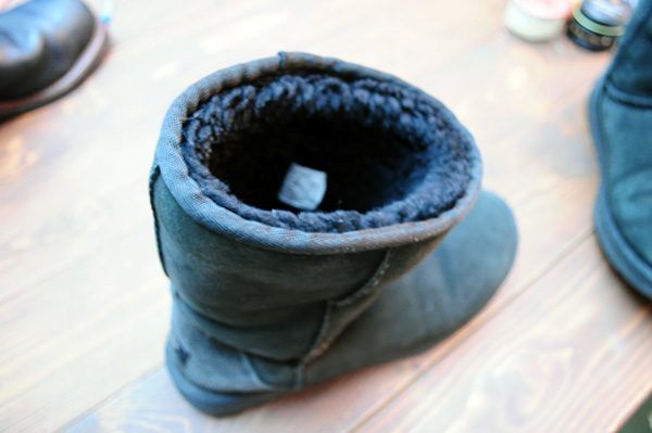 ムートンブーツのお手入れ