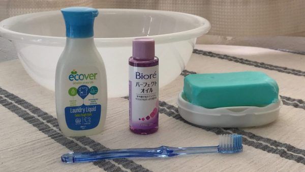 メイクポーチお手入れセット