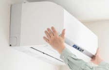 エアコン取り付け