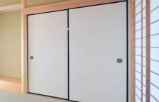 ふすま張り替え