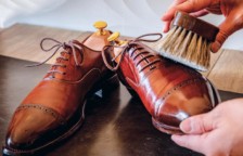 靴磨き