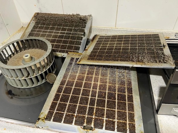 換気扇クリーニング！丁寧に仕上げます！